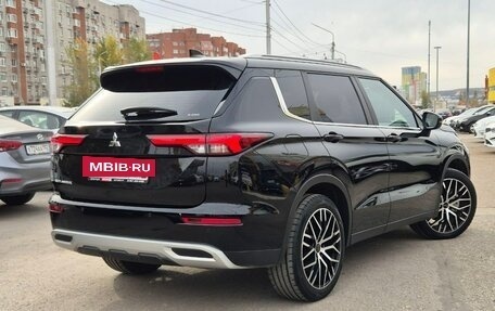 Mitsubishi Outlander, 2023 год, 4 199 000 рублей, 4 фотография