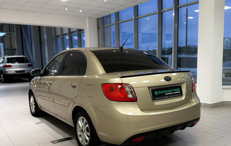 KIA Rio II, 2010 год, 700 000 рублей, 8 фотография