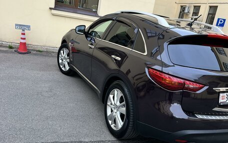 Infiniti QX70, 2015 год, 2 350 000 рублей, 2 фотография