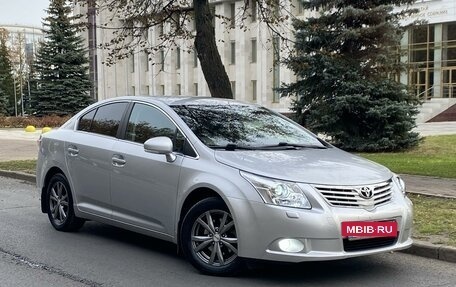 Toyota Avensis III рестайлинг, 2010 год, 1 450 000 рублей, 3 фотография