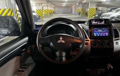 Mitsubishi Pajero Sport II рестайлинг, 2015 год, 1 830 000 рублей, 13 фотография