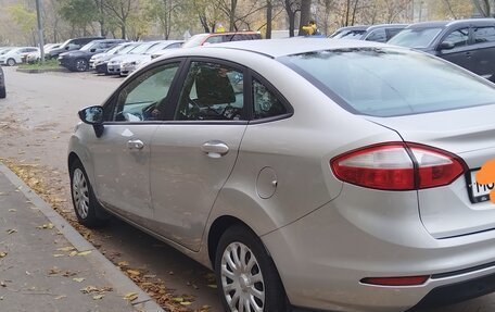 Ford Fiesta, 2015 год, 980 000 рублей, 4 фотография