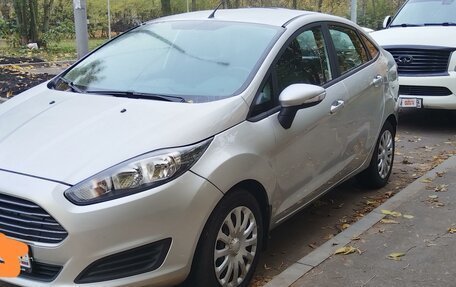 Ford Fiesta, 2015 год, 980 000 рублей, 3 фотография