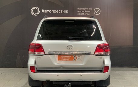 Toyota Land Cruiser 200, 2007 год, 2 550 000 рублей, 9 фотография