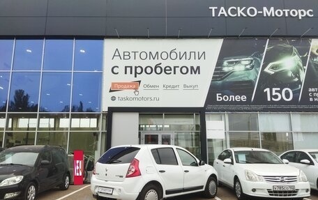 Renault Sandero I, 2012 год, 711 000 рублей, 2 фотография