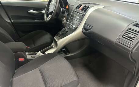 Toyota Auris II, 2011 год, 1 190 000 рублей, 4 фотография