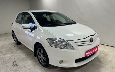 Toyota Auris II, 2011 год, 1 190 000 рублей, 9 фотография