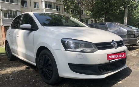 Volkswagen Polo VI (EU Market), 2013 год, 717 500 рублей, 2 фотография