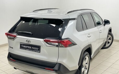 Toyota RAV4, 2019 год, 3 335 000 рублей, 9 фотография