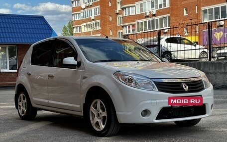 Renault Sandero I, 2014 год, 735 000 рублей, 3 фотография