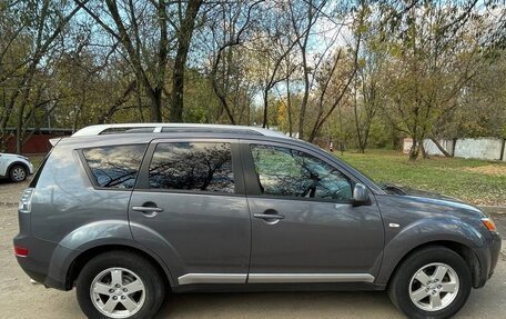 Mitsubishi Outlander III рестайлинг 3, 2007 год, 1 290 000 рублей, 6 фотография