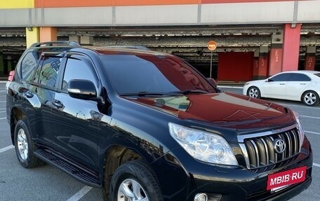 Toyota Land Cruiser Prado 150 рестайлинг 2, 2011 год, 2 855 000 рублей, 2 фотография