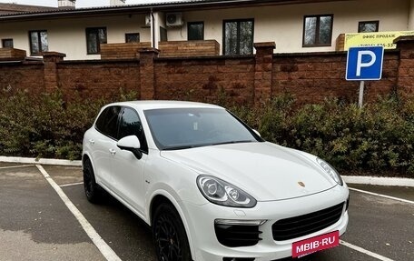 Porsche Cayenne III, 2016 год, 5 500 000 рублей, 2 фотография