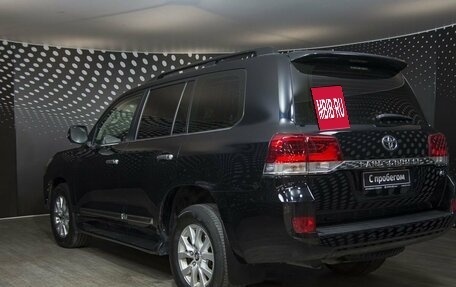 Toyota Land Cruiser 200, 2015 год, 5 107 200 рублей, 4 фотография