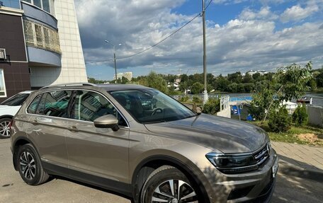 Volkswagen Tiguan II, 2019 год, 3 100 000 рублей, 5 фотография