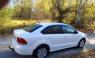 Volkswagen Polo VI (EU Market), 2011 год, 895 000 рублей, 3 фотография