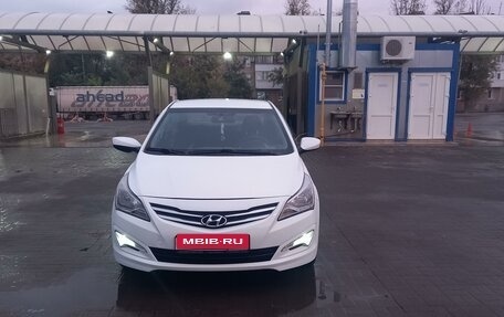 Hyundai Solaris II рестайлинг, 2015 год, 1 230 000 рублей, 7 фотография