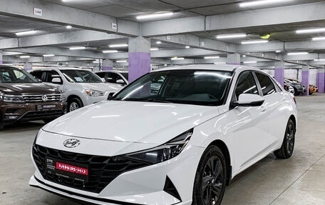 Hyundai Elantra, 2021 год, 1 880 000 рублей, 1 фотография