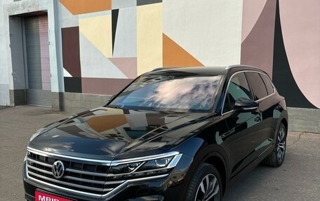 Volkswagen Touareg III, 2019 год, 7 999 999 рублей, 1 фотография