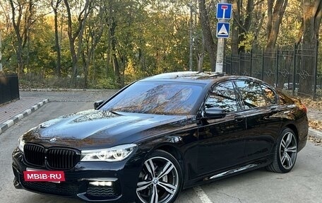 BMW 7 серия, 2017 год, 4 380 000 рублей, 39 фотография