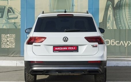 Volkswagen Tiguan II, 2017 год, 3 099 000 рублей, 4 фотография