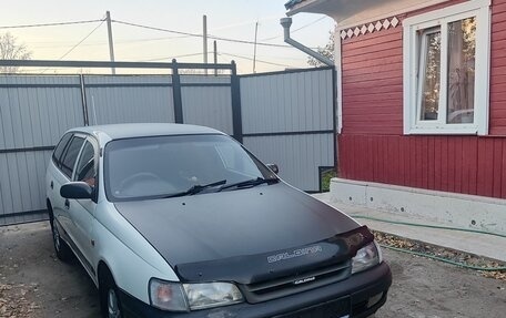 Toyota Caldina, 1998 год, 330 000 рублей, 2 фотография