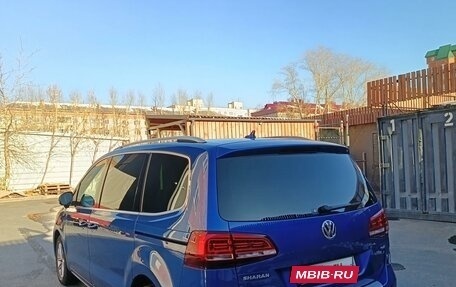 Volkswagen Sharan II, 2018 год, 2 500 000 рублей, 5 фотография