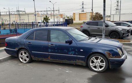 Mercedes-Benz E-Класс, 1998 год, 220 000 рублей, 8 фотография