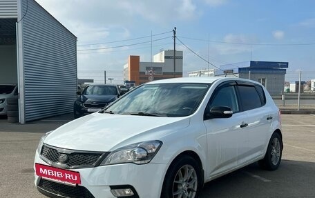 KIA cee'd I рестайлинг, 2011 год, 898 000 рублей, 2 фотография