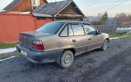 Daewoo Nexia I рестайлинг, 2001 год, 90 000 рублей, 4 фотография