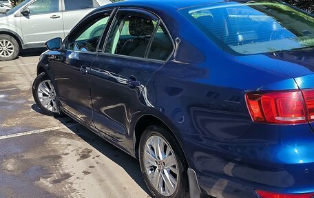 Volkswagen Jetta VI, 2014 год, 1 300 000 рублей, 14 фотография