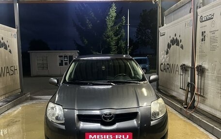 Toyota Auris II, 2007 год, 640 000 рублей, 2 фотография