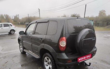 Chevrolet Niva I рестайлинг, 2010 год, 527 000 рублей, 4 фотография