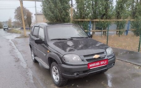 Chevrolet Niva I рестайлинг, 2010 год, 527 000 рублей, 2 фотография