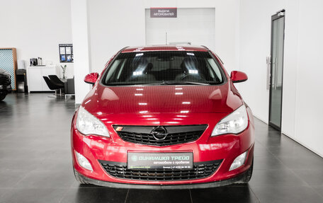 Opel Astra J, 2011 год, 740 000 рублей, 2 фотография