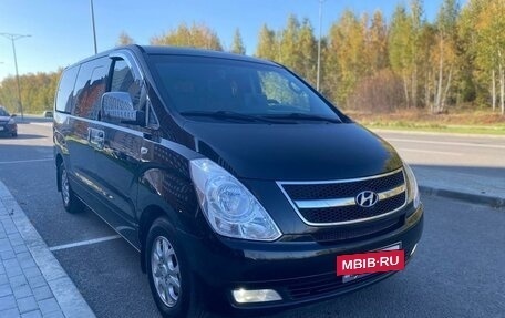 Hyundai Grand Starex Grand Starex I рестайлинг 2, 2011 год, 1 450 000 рублей, 24 фотография