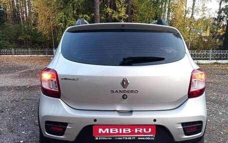 Renault Sandero II рестайлинг, 2015 год, 999 000 рублей, 8 фотография