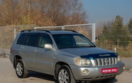 Toyota Kluger I, 2001 год, 1 100 000 рублей, 19 фотография