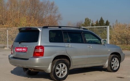 Toyota Kluger I, 2001 год, 1 100 000 рублей, 21 фотография