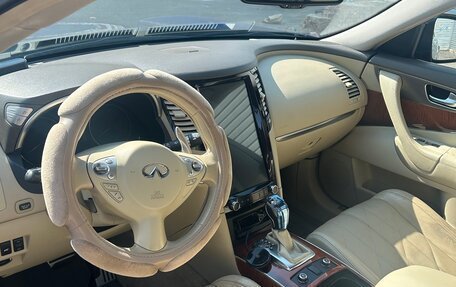 Infiniti QX70, 2015 год, 2 700 000 рублей, 4 фотография