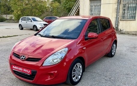 Hyundai i20 IB рестайлинг, 2010 год, 869 000 рублей, 2 фотография