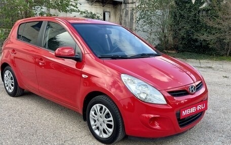 Hyundai i20 IB рестайлинг, 2010 год, 869 000 рублей, 8 фотография