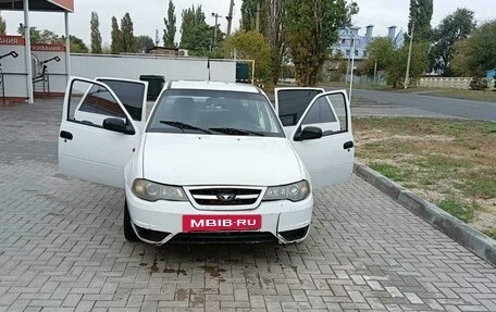 Daewoo Nexia I рестайлинг, 2011 год, 215 000 рублей, 10 фотография