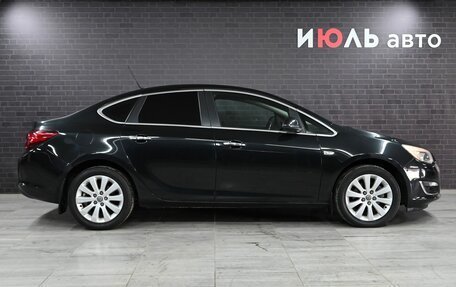 Opel Astra J, 2013 год, 1 070 000 рублей, 9 фотография