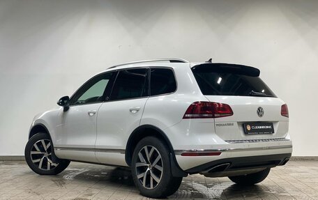 Volkswagen Touareg III, 2017 год, 3 499 000 рублей, 4 фотография