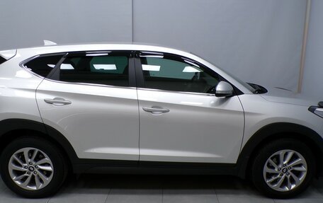 Hyundai Tucson III, 2017 год, 2 079 000 рублей, 10 фотография