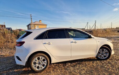 KIA cee'd III, 2022 год, 2 375 000 рублей, 3 фотография