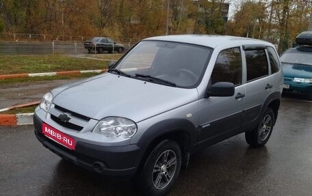 Chevrolet Niva I рестайлинг, 2013 год, 560 000 рублей, 3 фотография