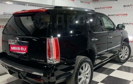 Cadillac Escalade III, 2013 год, 2 699 000 рублей, 16 фотография