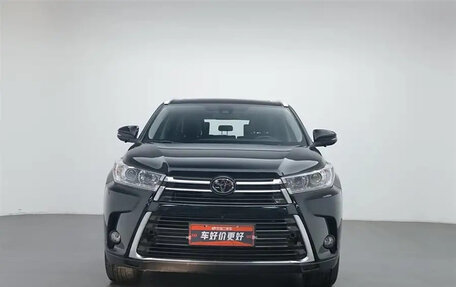 Toyota Highlander, 2022 год, 4 200 000 рублей, 3 фотография